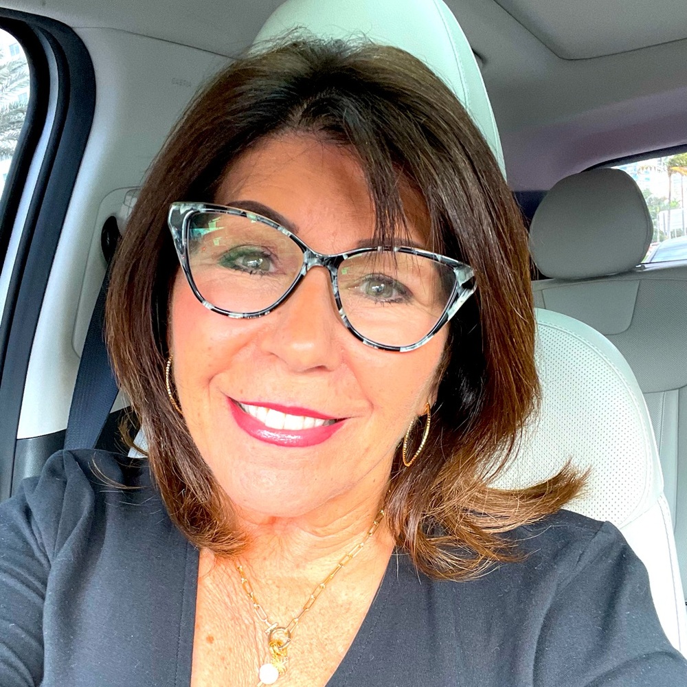 Meet your Posher, Philly